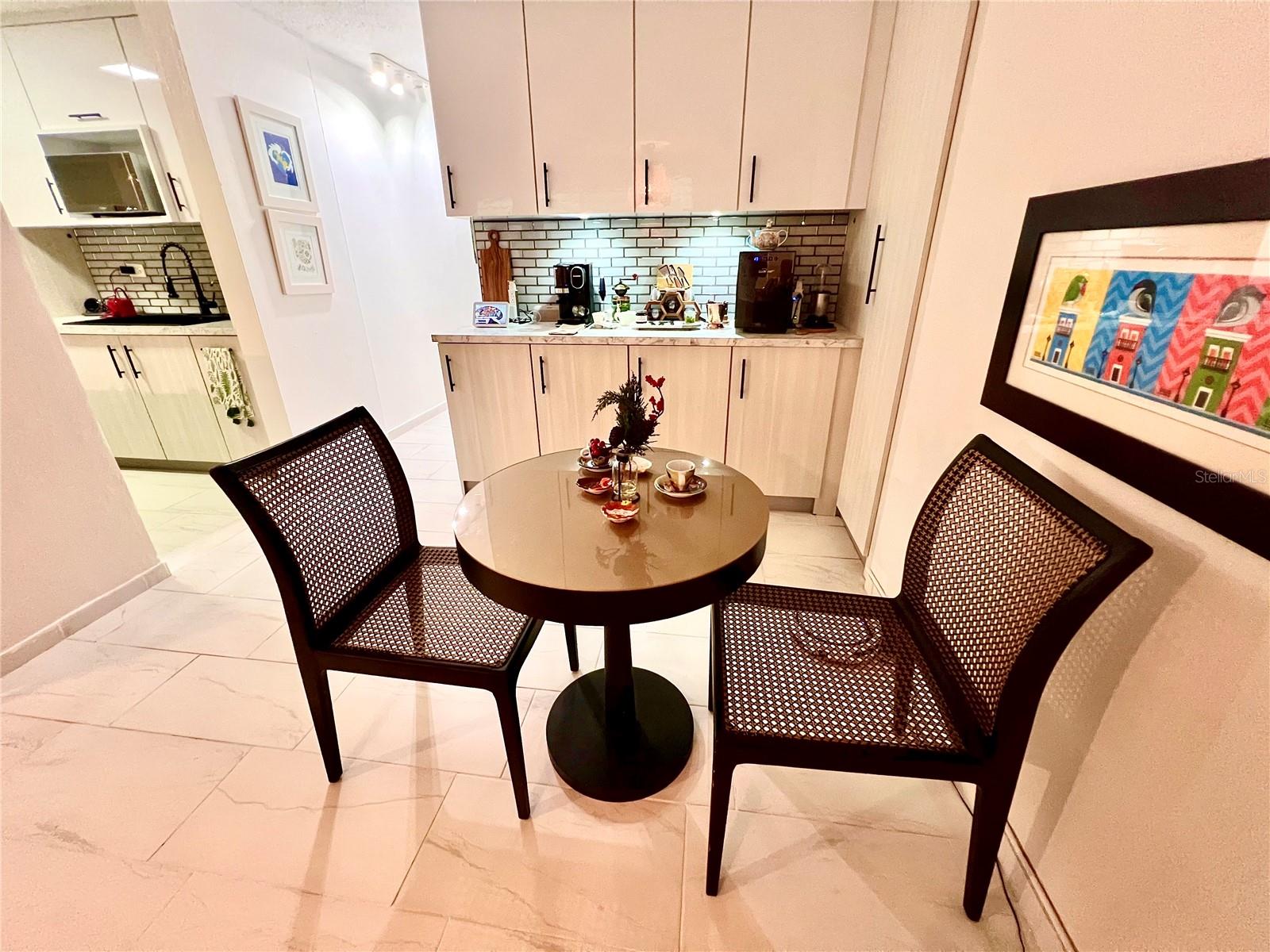 URB. ALTAMIRA - Residential