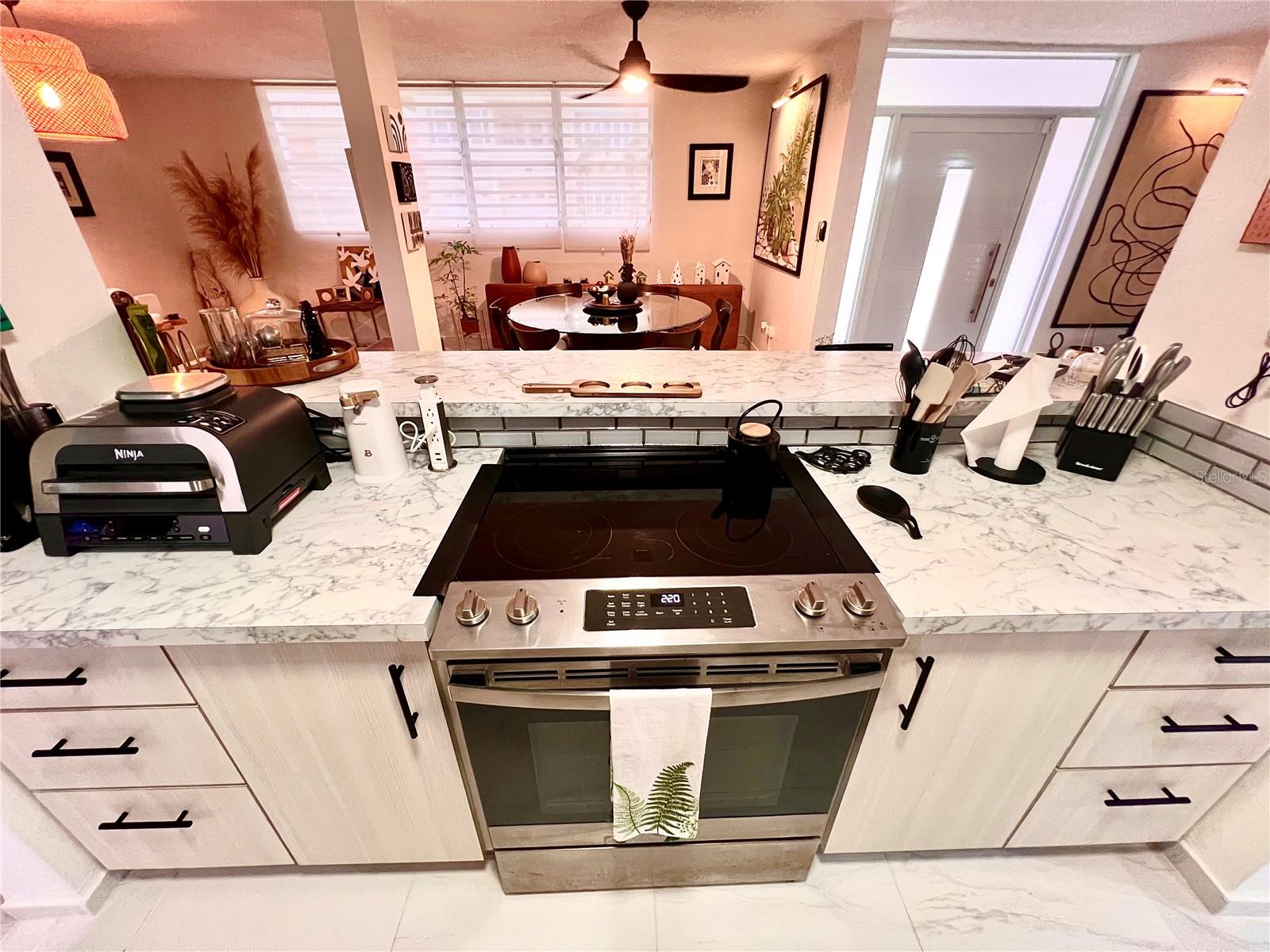 URB. ALTAMIRA - Residential