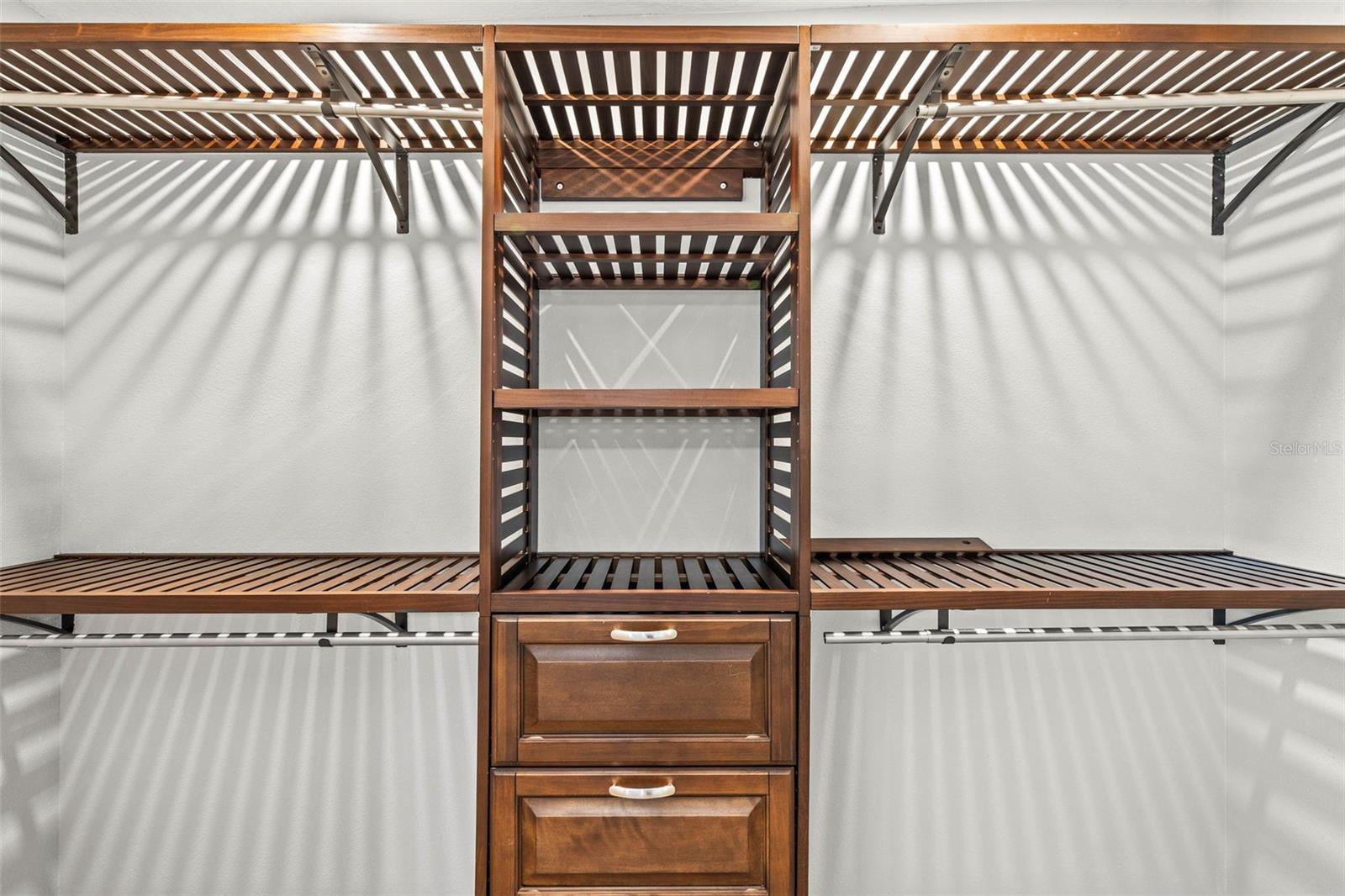 RIVIERA NORTH THE - Residential