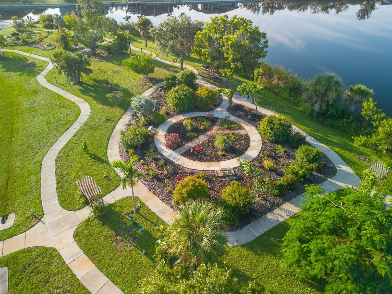 PORT CHARLOTTE SEC 058 - Land