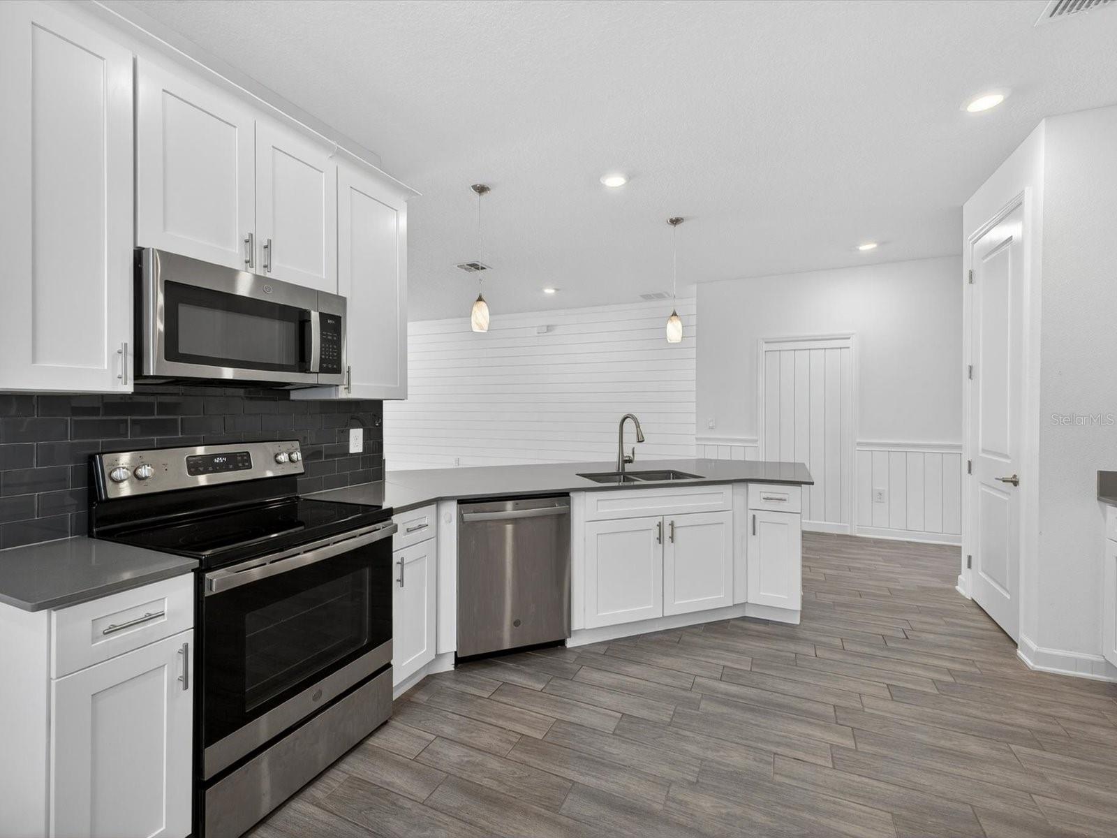 CAMDEN PK/PROVIDENCE PH 4 - Residential