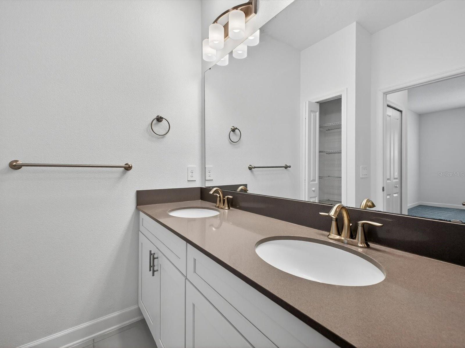 CAMDEN PK/PROVIDENCE PH 4 - Residential