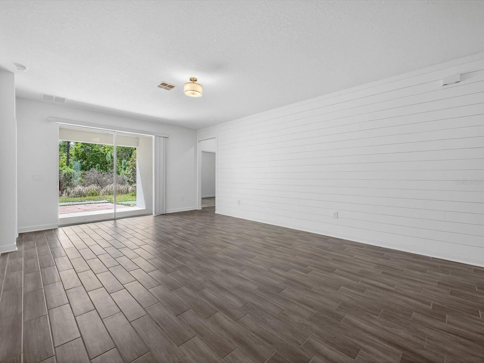 CAMDEN PK/PROVIDENCE PH 4 - Residential