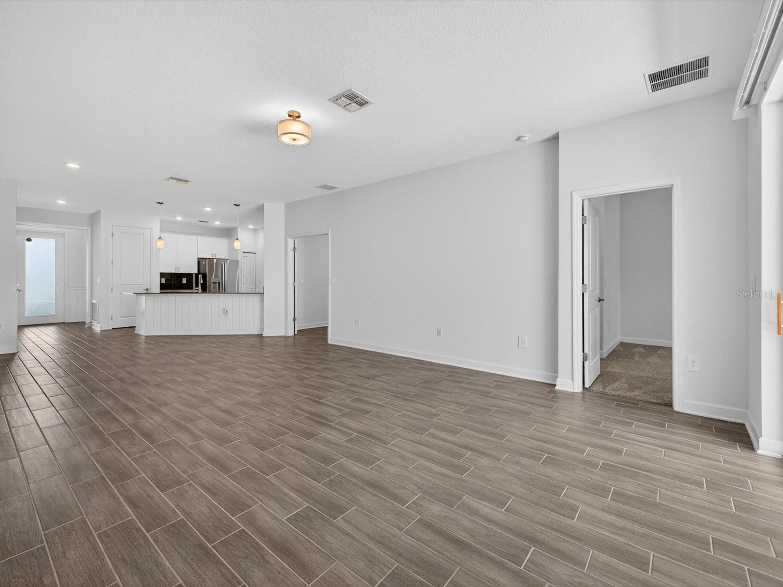 CAMDEN PK/PROVIDENCE PH 4 - Residential