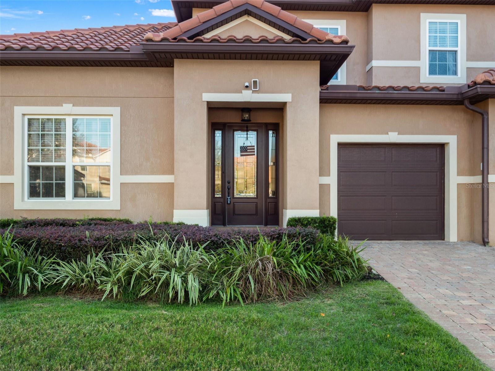 Casas a venda 4 - Jen Dantas 1792 BELLA LAGO DRIVE