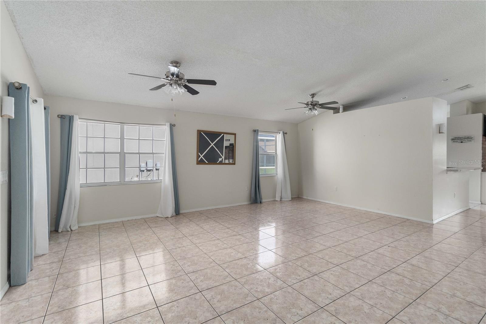 3228 FAIRFIELD DRIVE