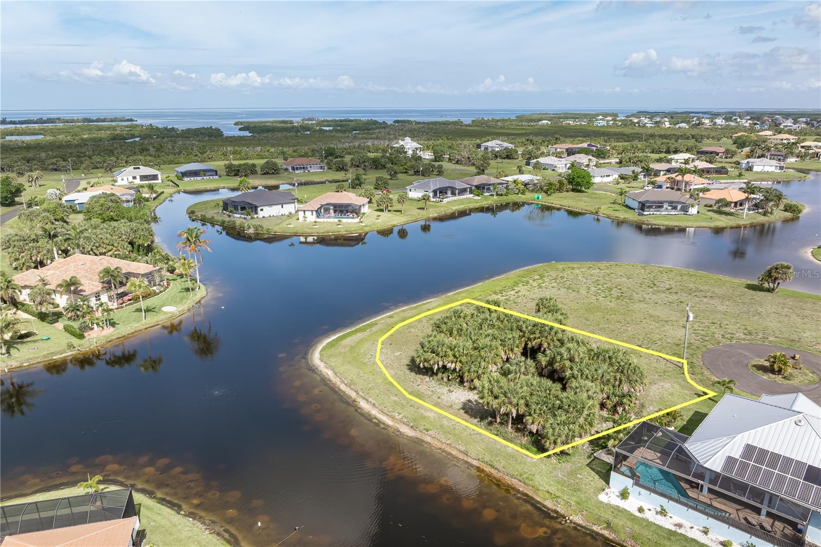 PUNTA GORDA ISLES SEC 21 - Land