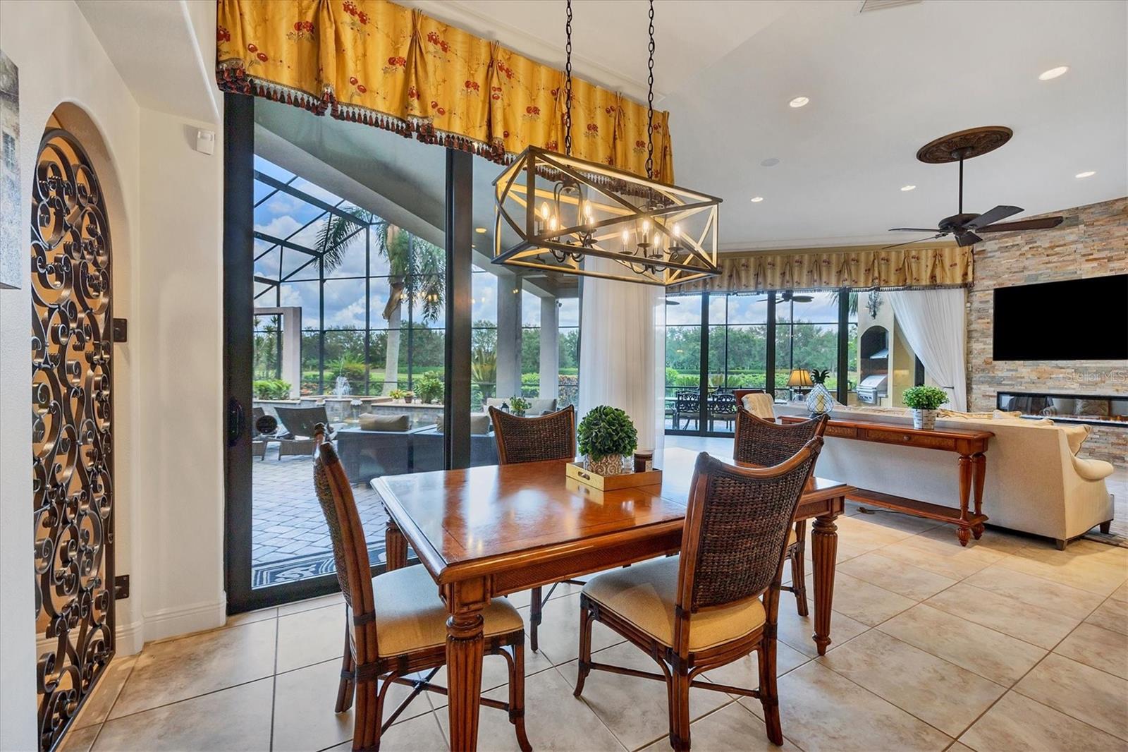 LAKEWOOD RANCH COUNTRY CLUB - Residential