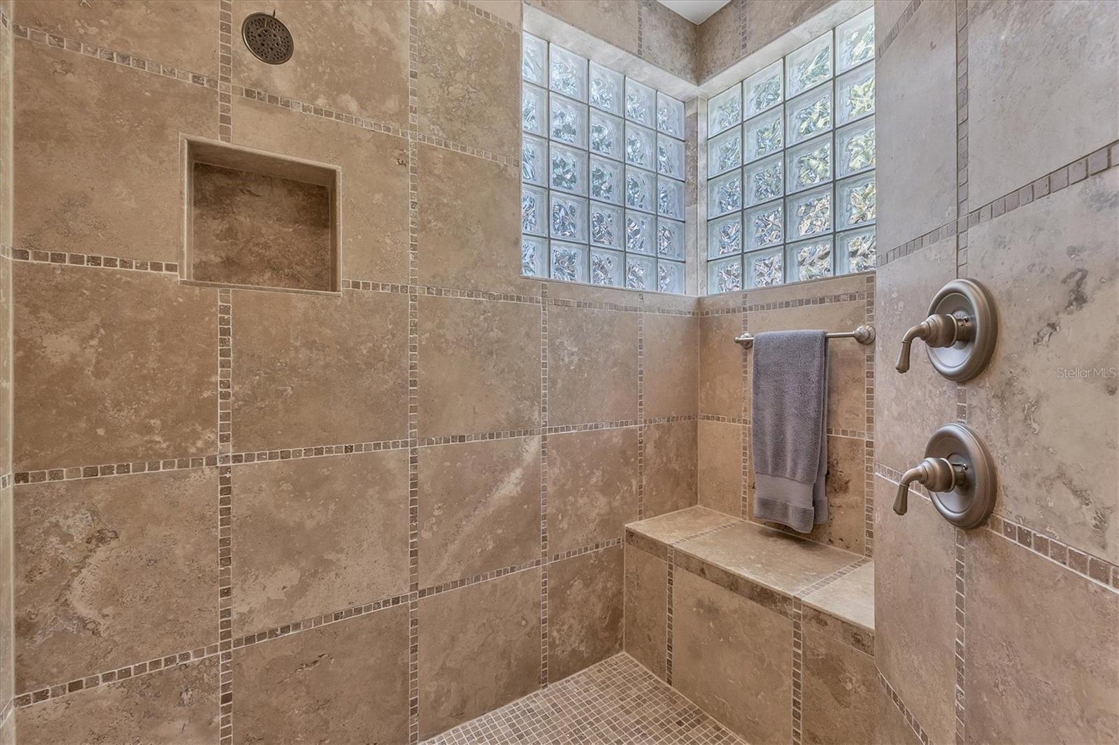 LAKEWOOD RANCH COUNTRY CLUB - Residential