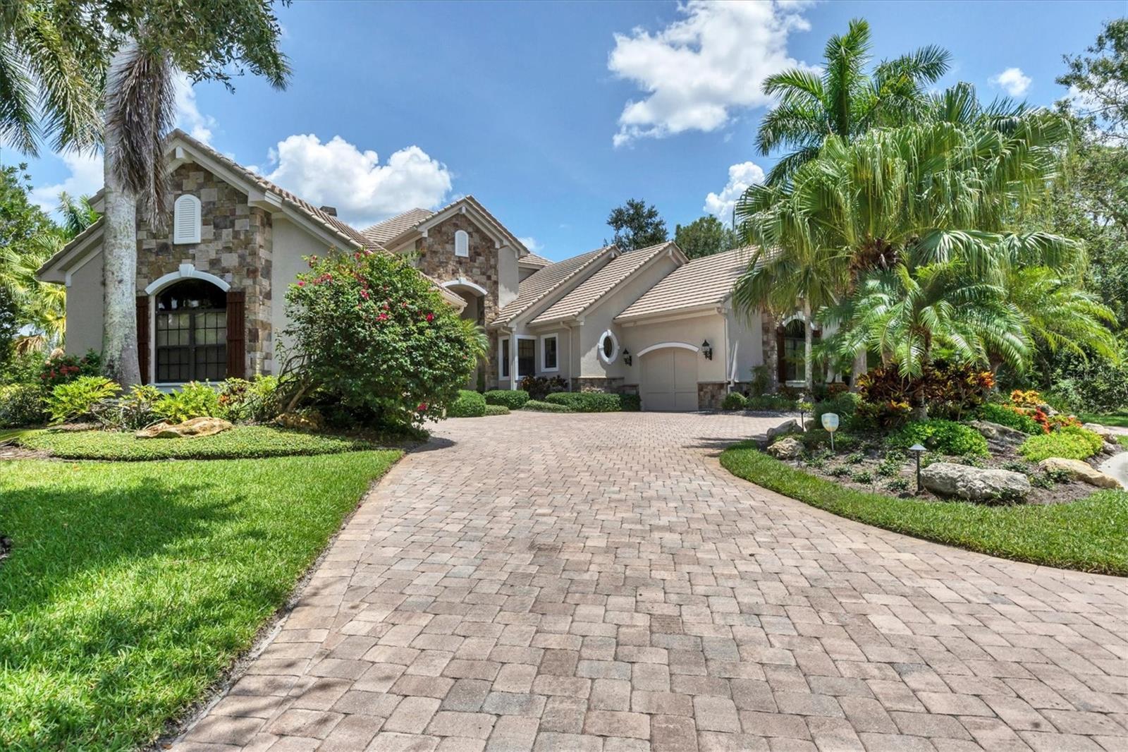 LAKEWOOD RANCH COUNTRY CLUB - Residential