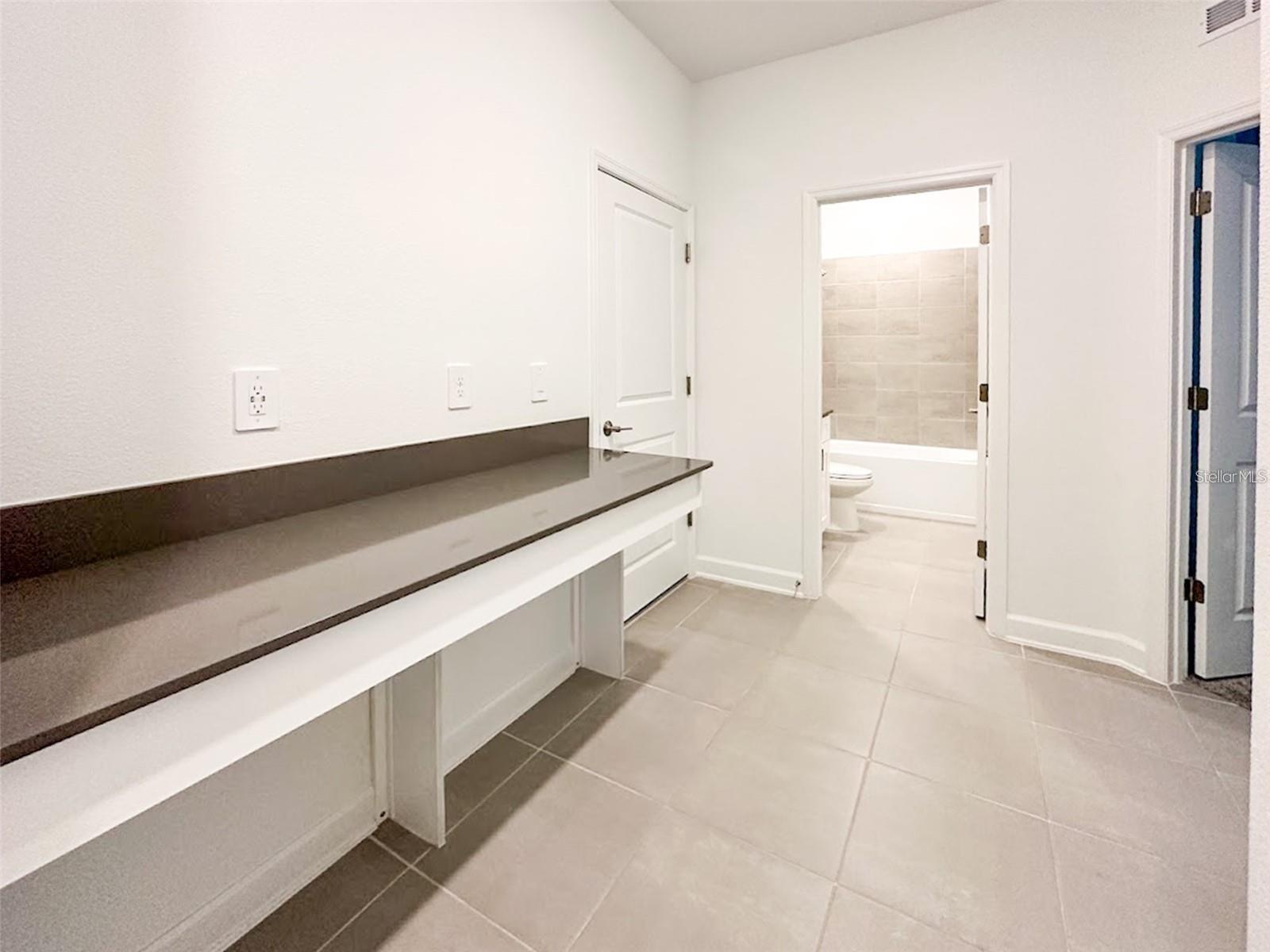 TOHOQUA PH 7 - Residential Lease