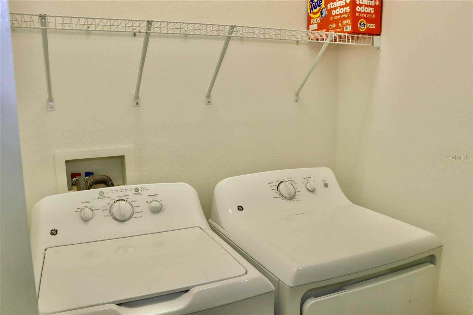 FIISHHAWK RANCH WEST PH 2A/ - Residential