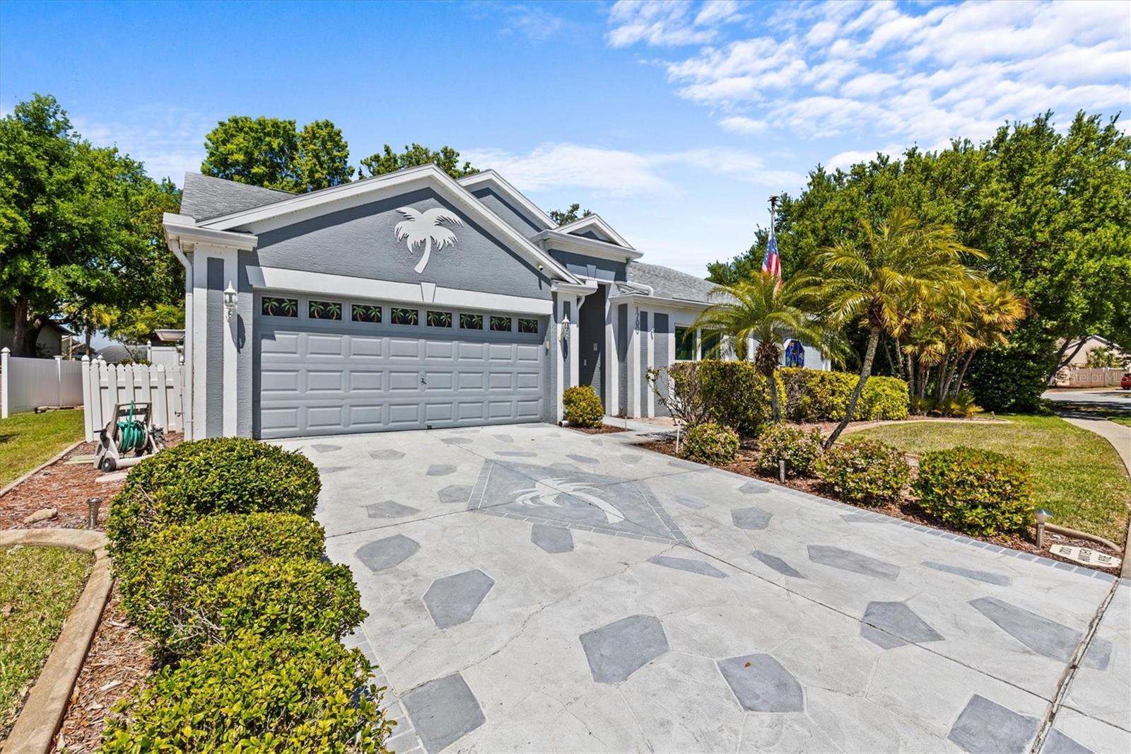 1700 HUNTER LANE