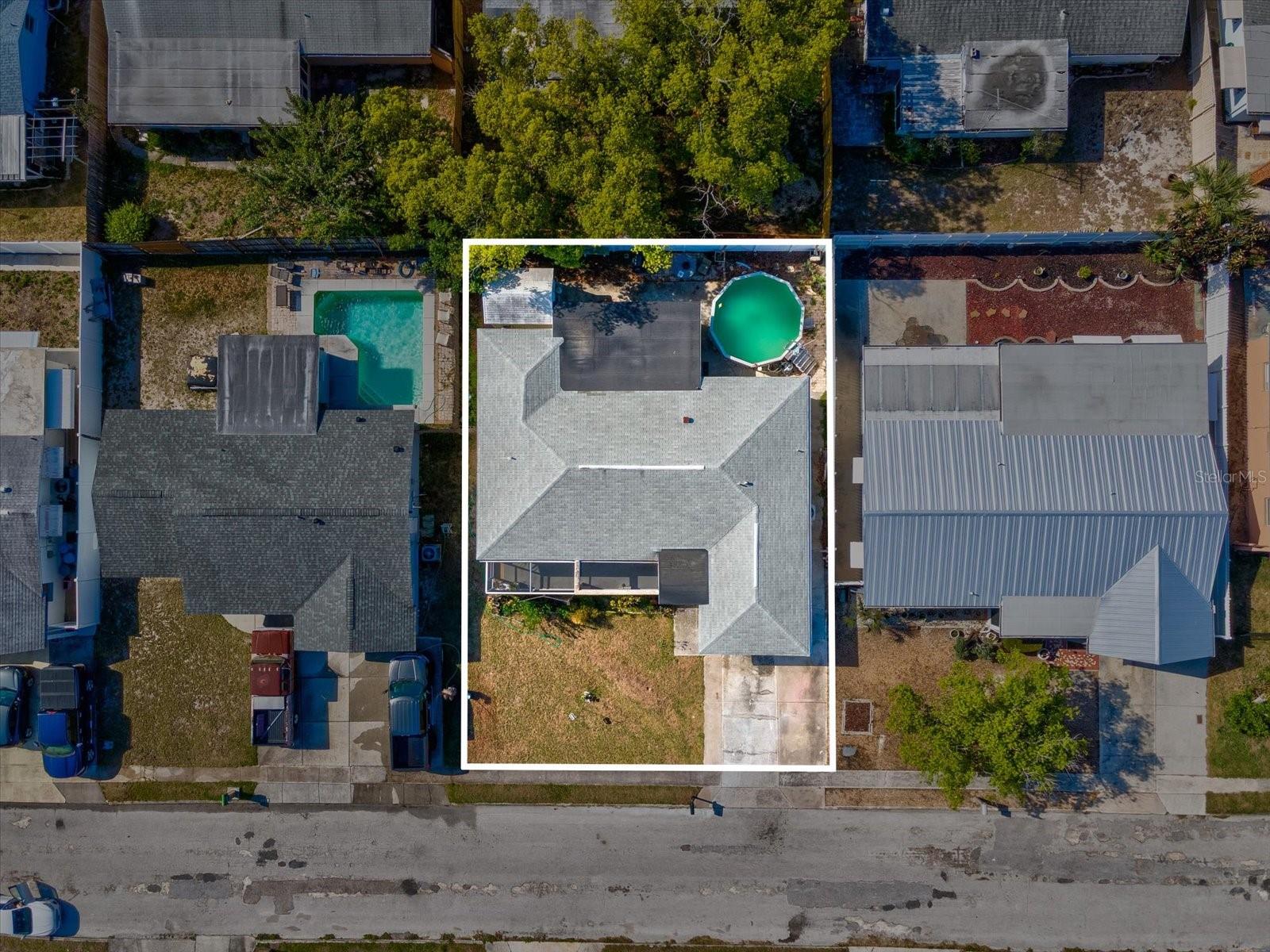 LA VILLA GARDENS - Residential