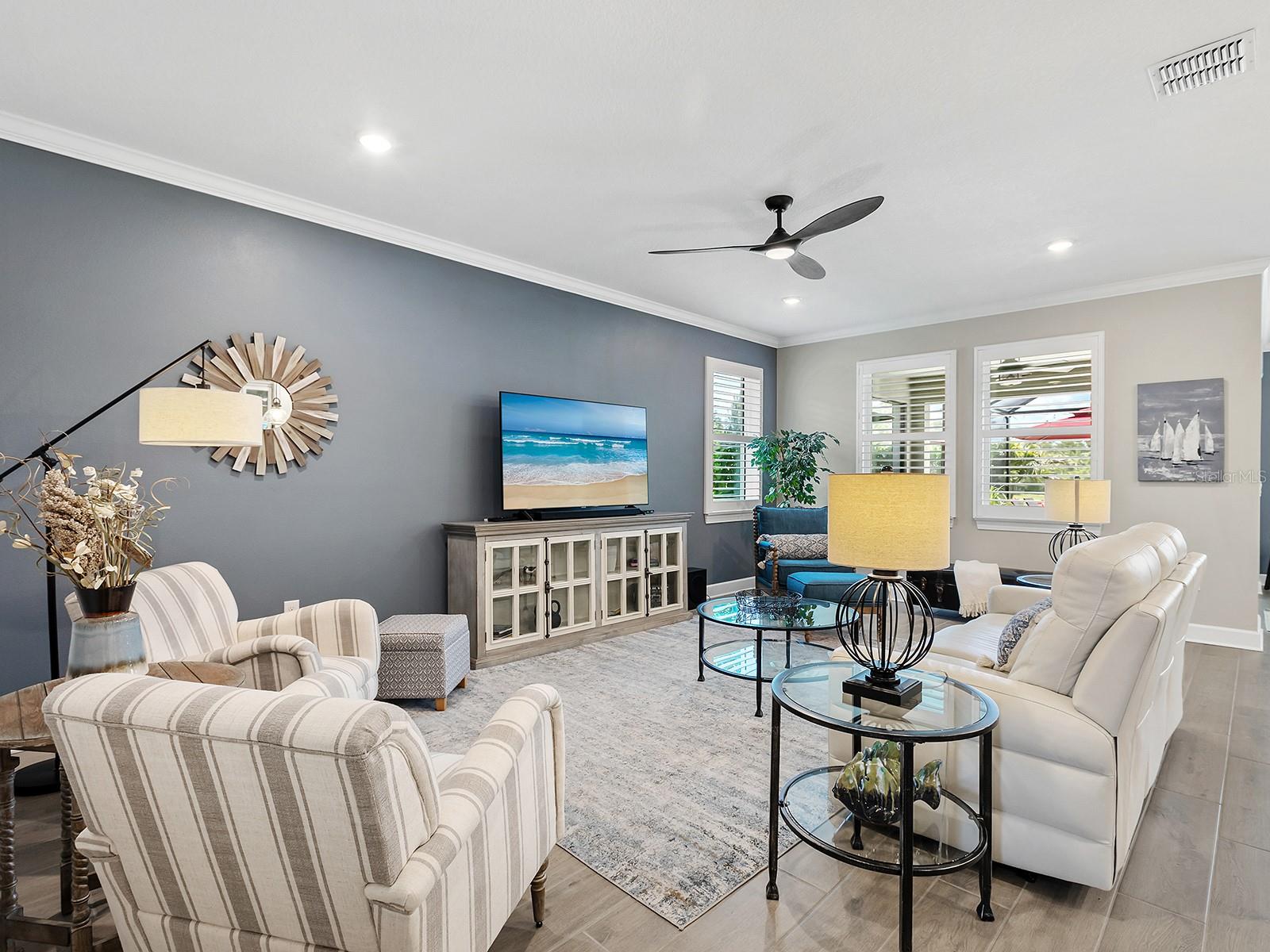 200 DAYLILY BOULEVARD
