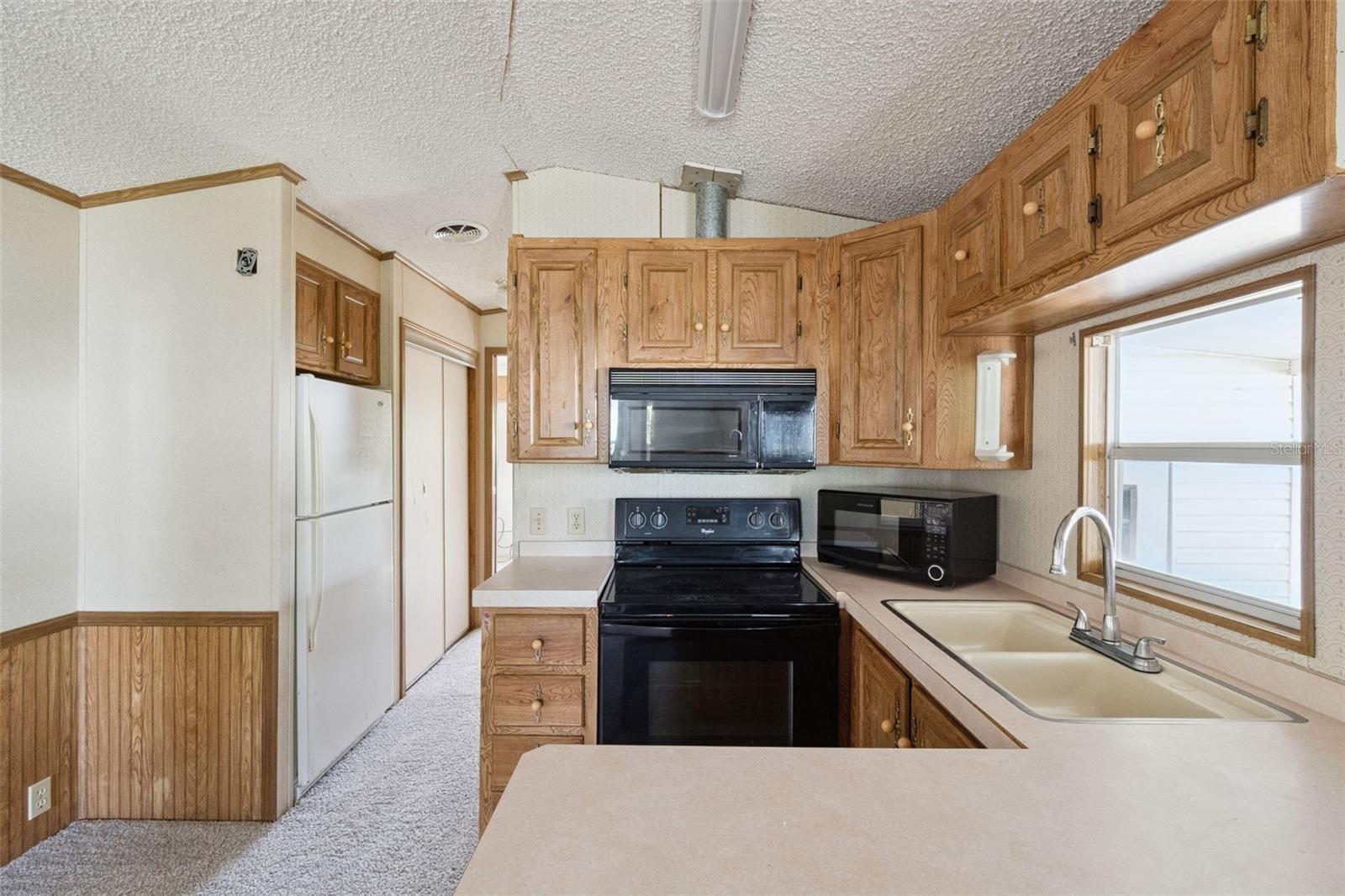 INTERNATIONAL BASS LAKE RESORT PH 01 - Residential