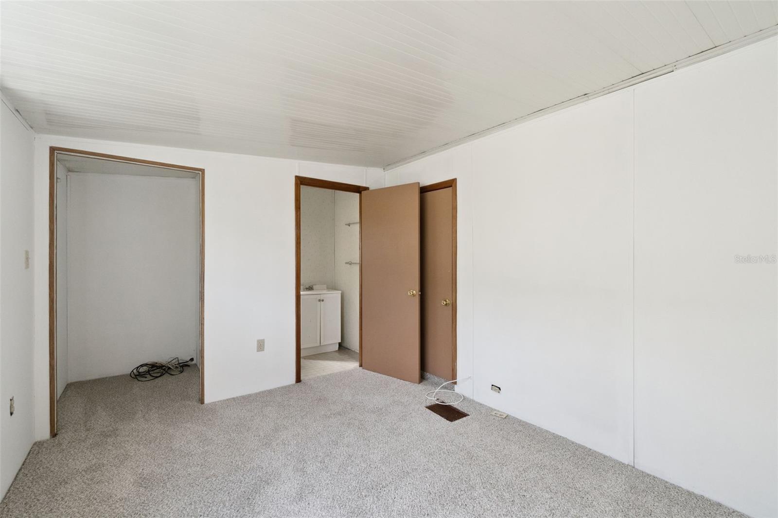 INTERNATIONAL BASS LAKE RESORT PH 01 - Residential