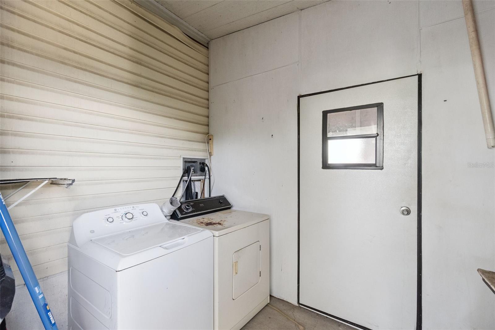 INTERNATIONAL BASS LAKE RESORT PH 01 - Residential