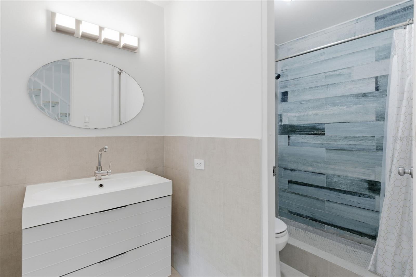 VILLAS DE PLAYA II - Residential