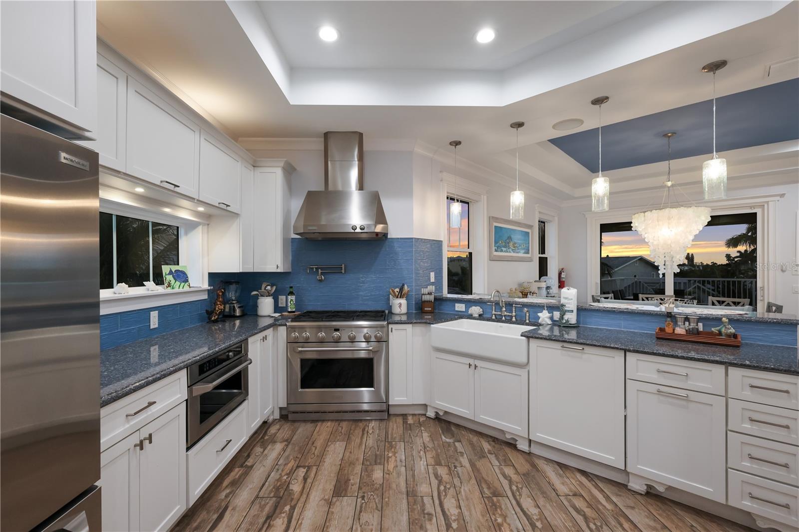 COCONUT BAYOU - Residential