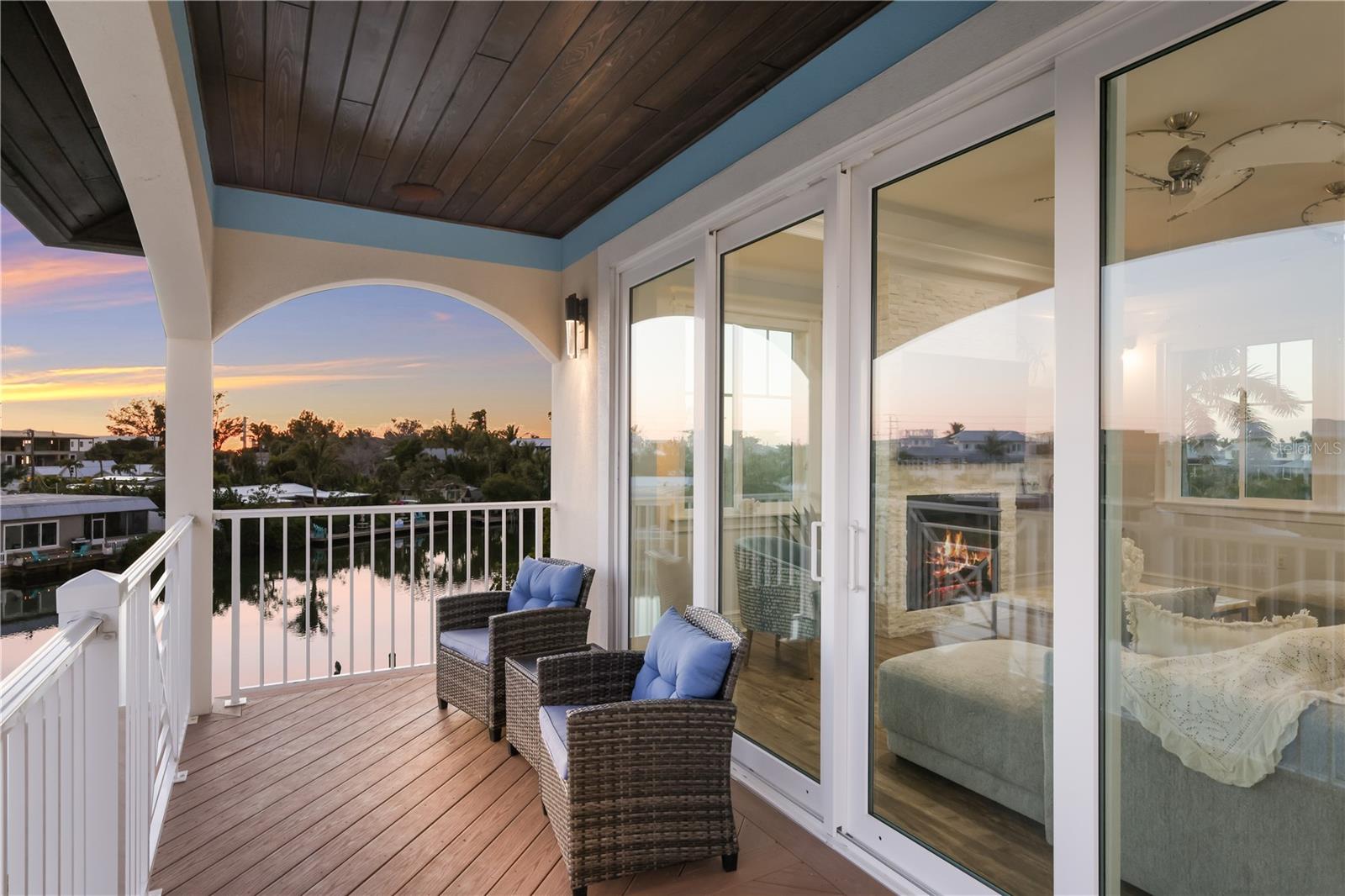 COCONUT BAYOU - Residential