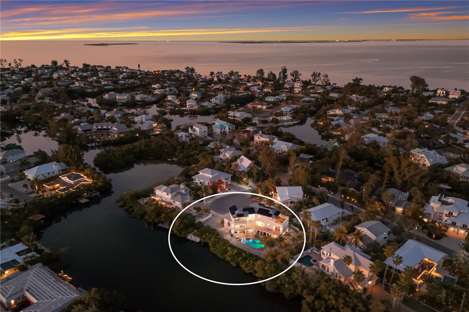 COCONUT BAYOU - Residential