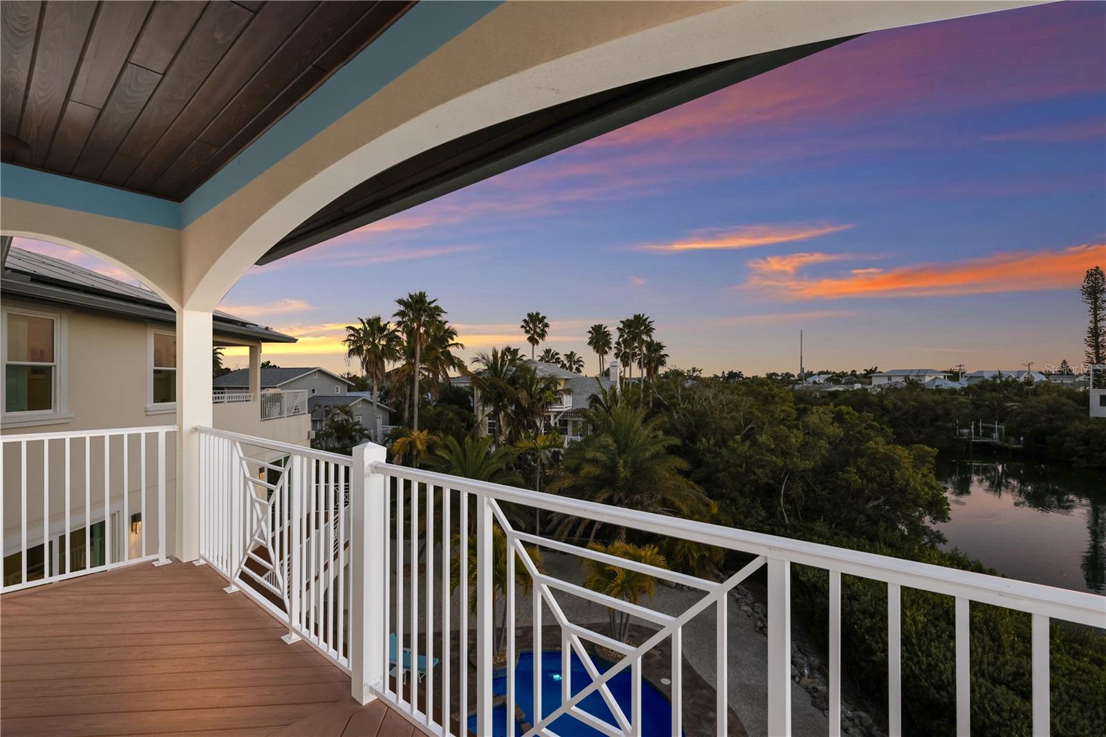 COCONUT BAYOU - Residential