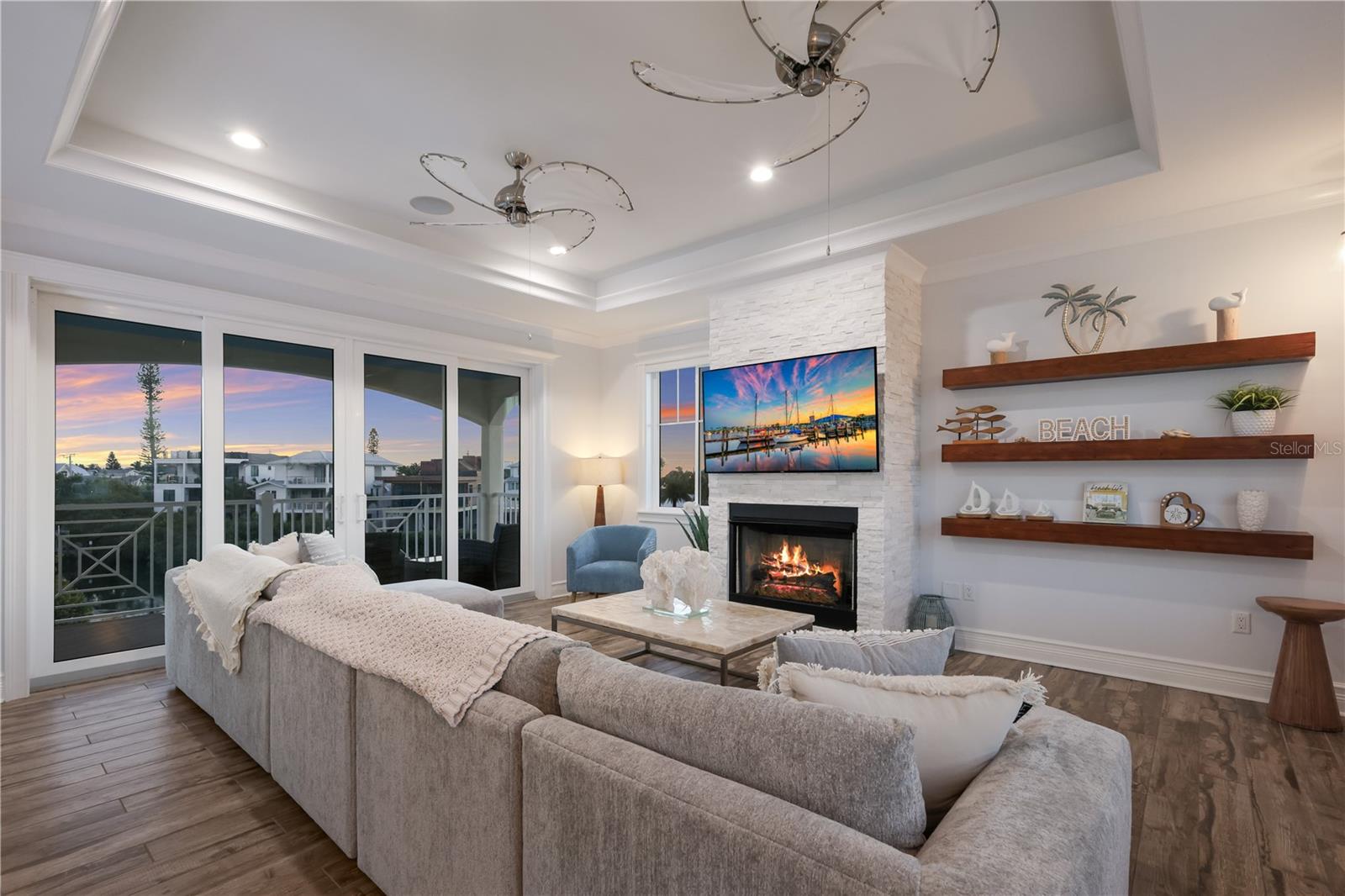 COCONUT BAYOU - Residential