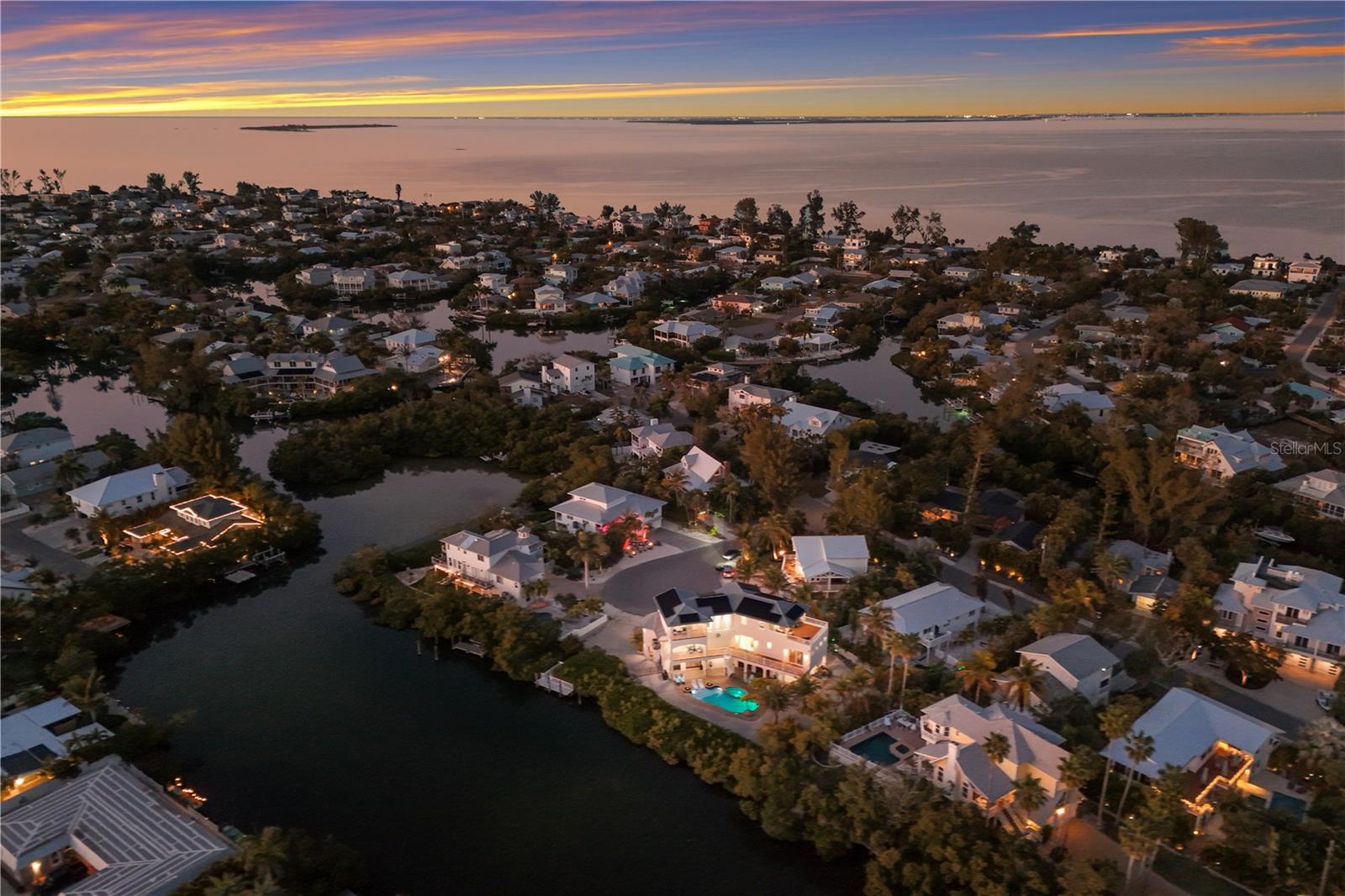 COCONUT BAYOU - Residential