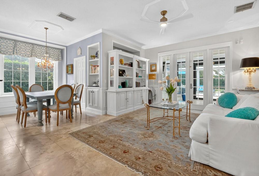 KEENES POINTE UNIT 1 - Residential