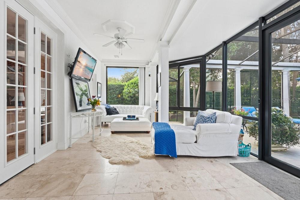 KEENES POINTE UNIT 1 - Residential