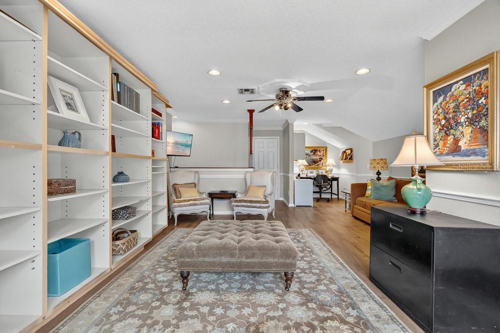 KEENES POINTE UNIT 1 - Residential