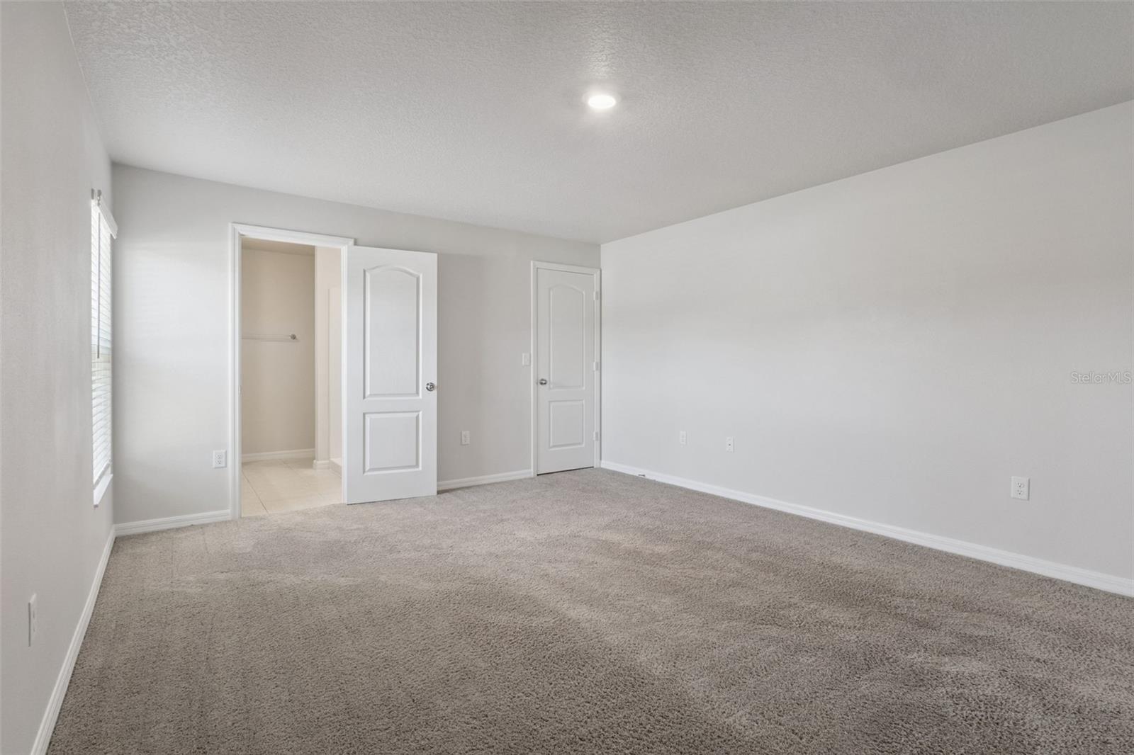 MEADOW RIDGE OF GRAND ISLAND - Residential