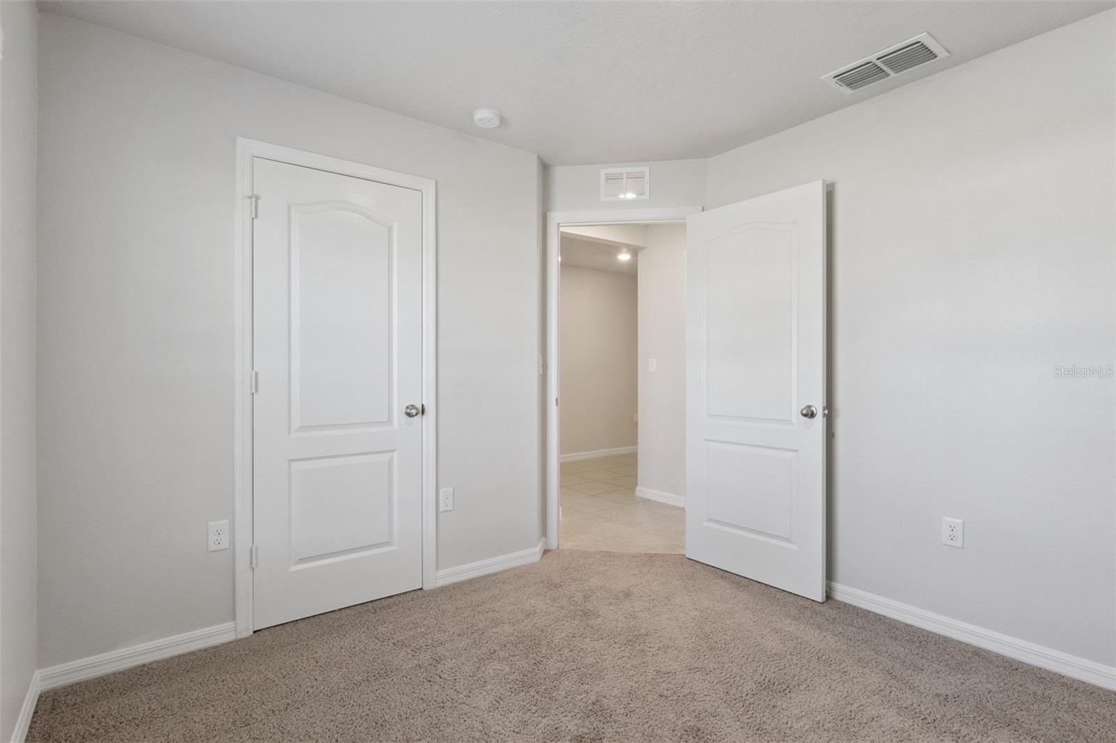 MEADOW RIDGE OF GRAND ISLAND - Residential