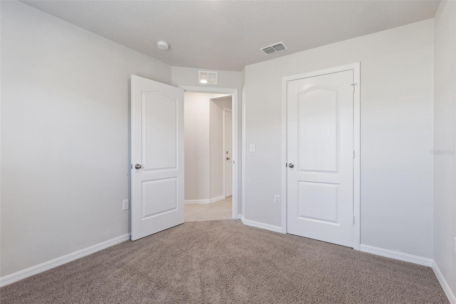 MEADOW RIDGE OF GRAND ISLAND - Residential