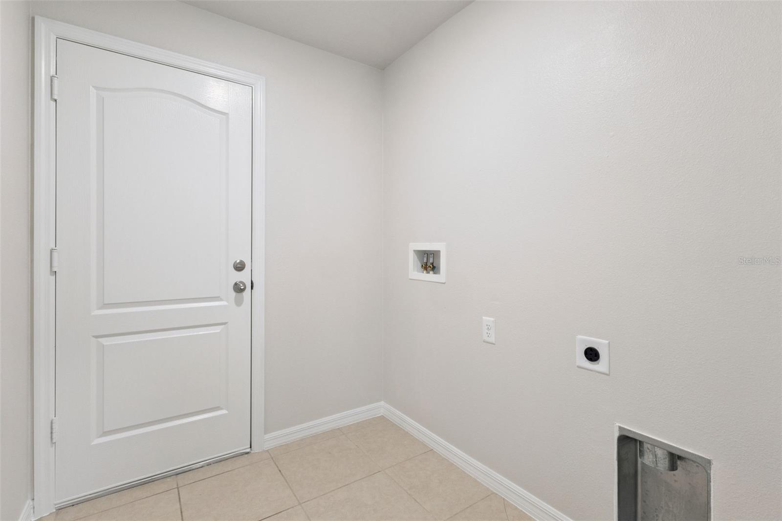 MEADOW RIDGE OF GRAND ISLAND - Residential