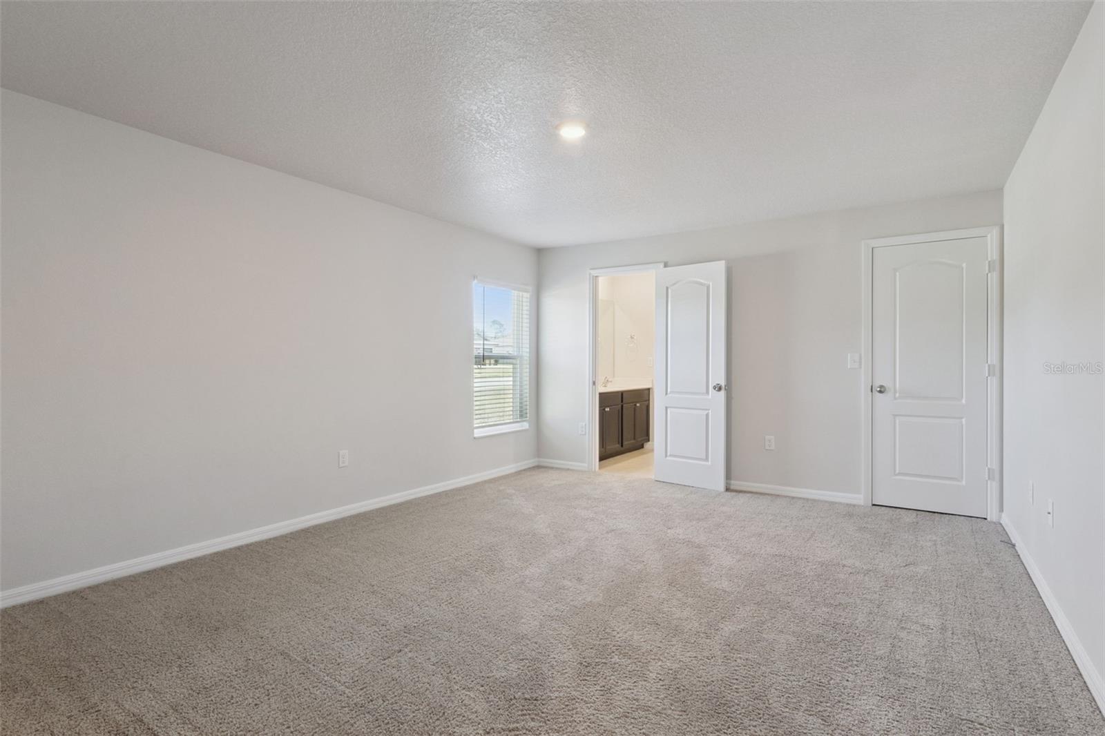 MEADOW RIDGE OF GRAND ISLAND - Residential