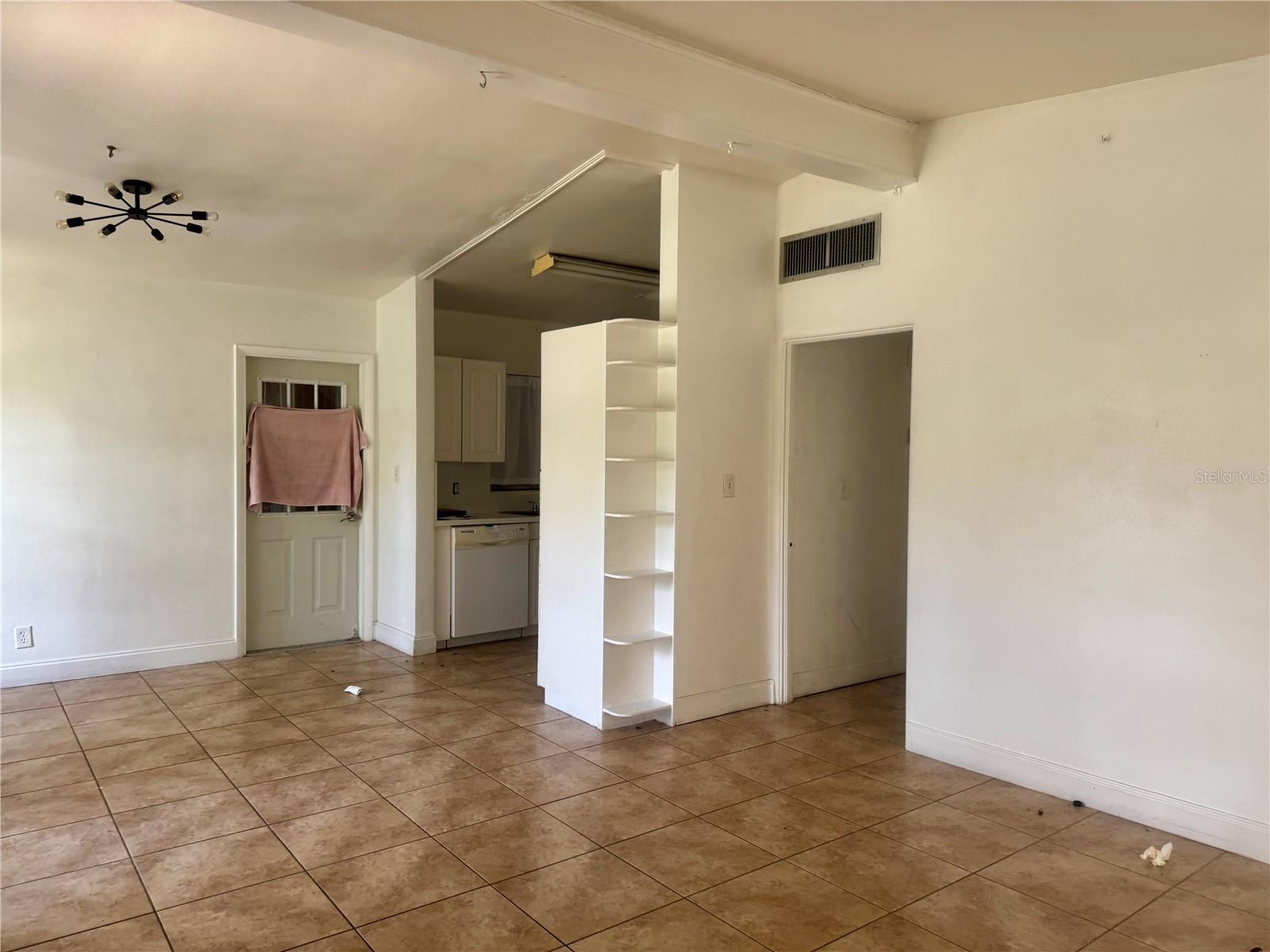 160 PINECREST DRIVE