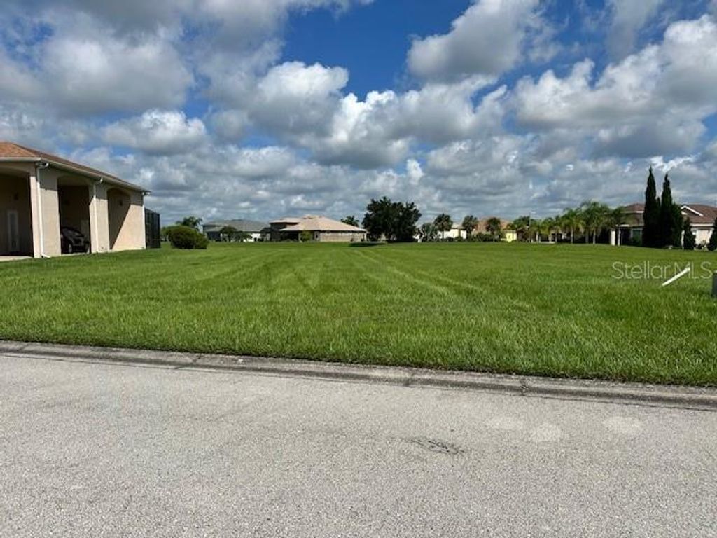Photo of 768 Teaberry Trail, Polk City, FL 33868 (MLS # L4947631)