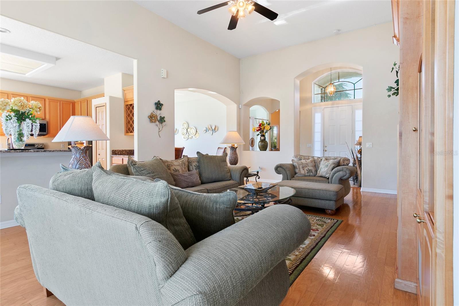 THE OAKS PLAT NO 2 - Residential