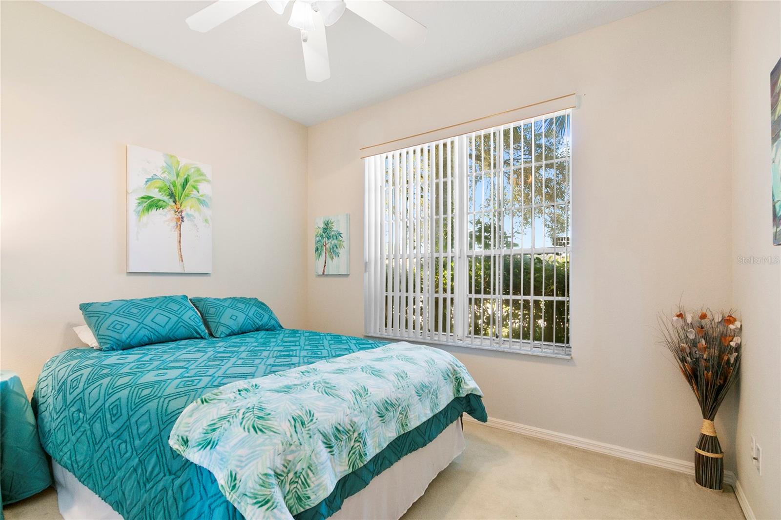 THE OAKS PLAT NO 2 - Residential