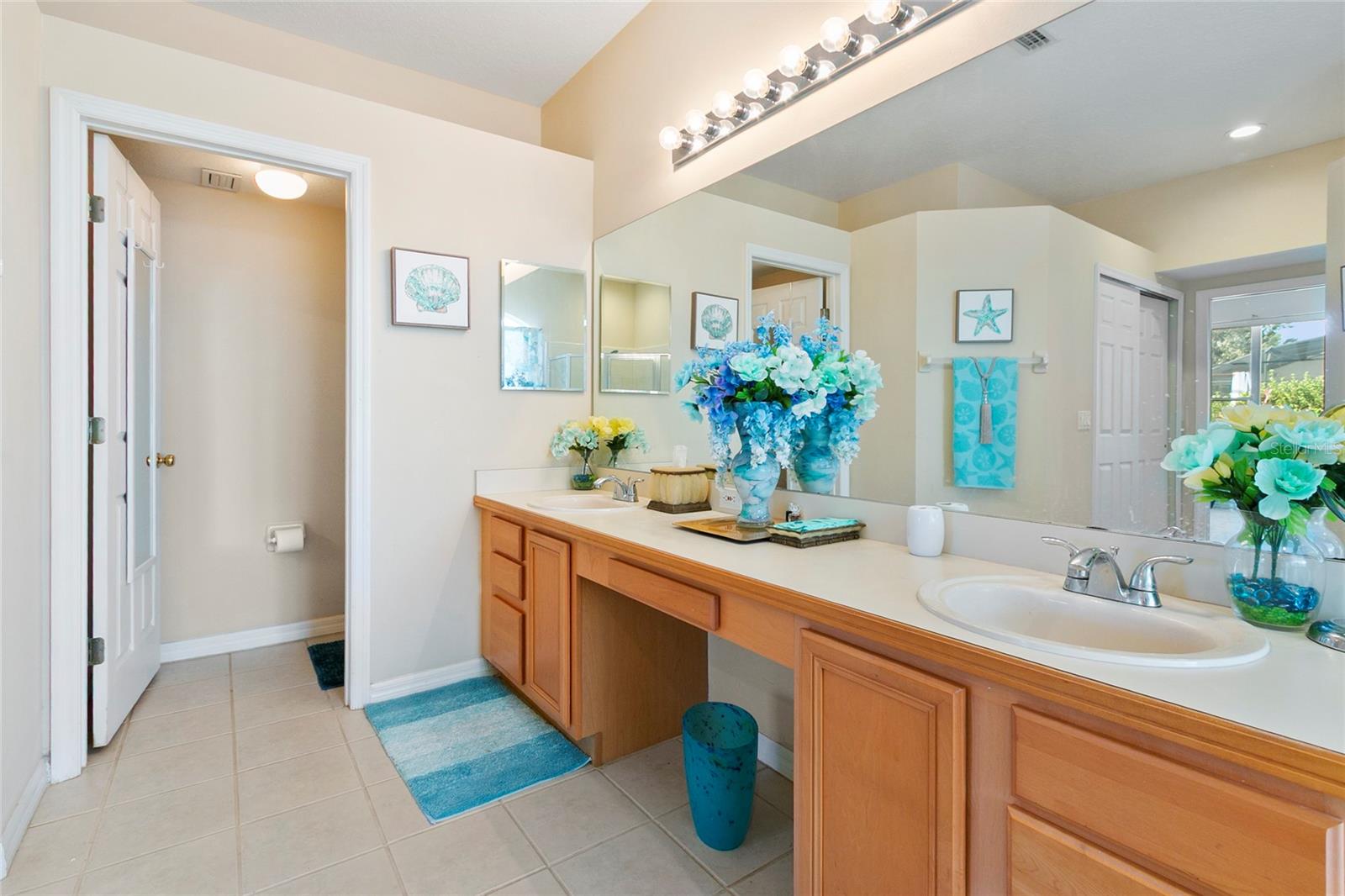 THE OAKS PLAT NO 2 - Residential