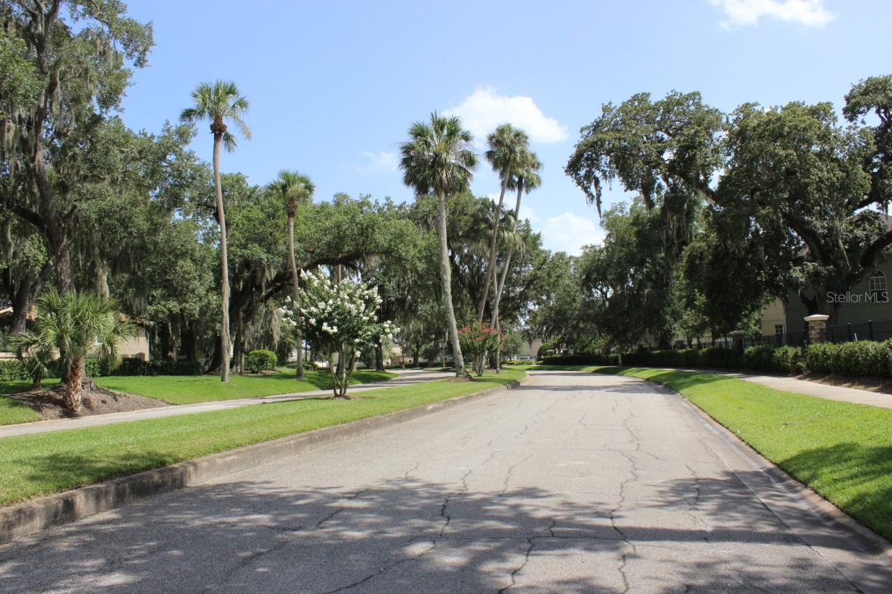 THE OAKS PLAT NO 2 - Residential