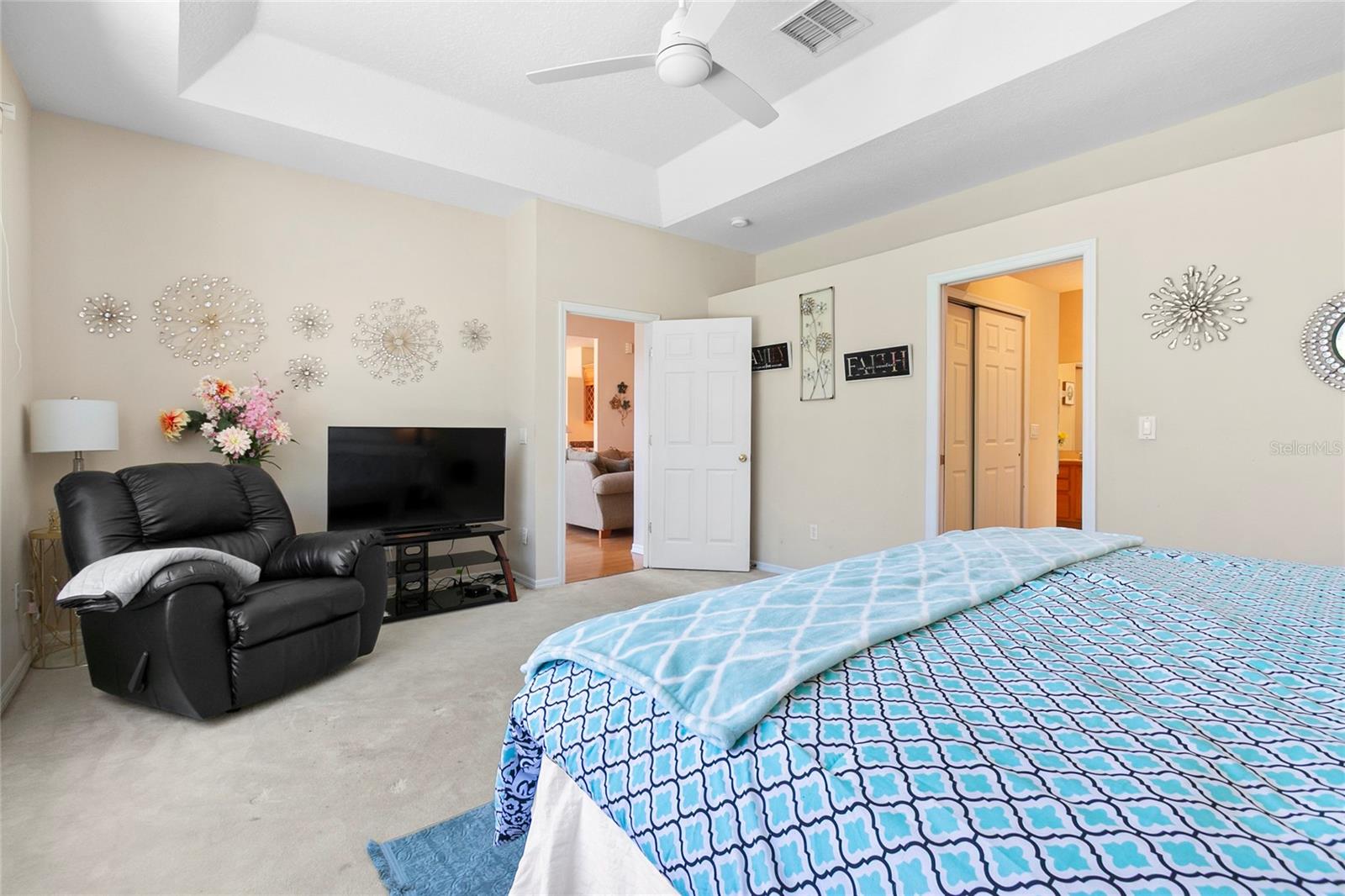 THE OAKS PLAT NO 2 - Residential