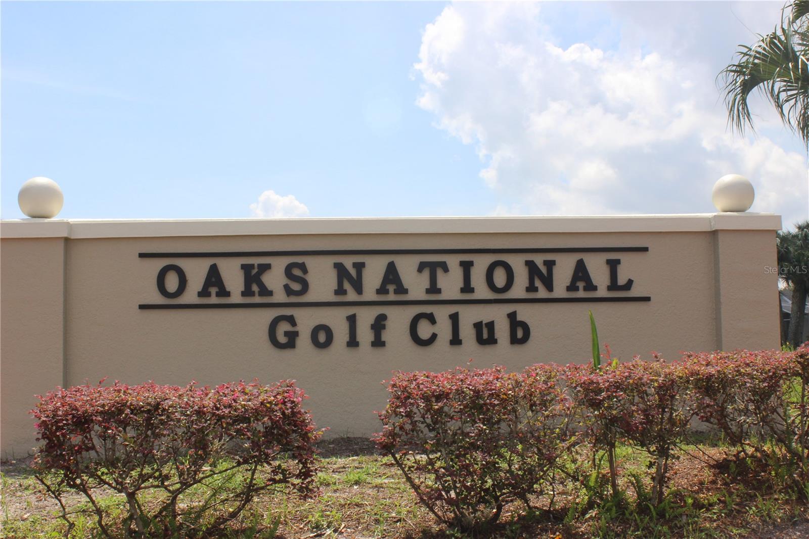 THE OAKS PLAT NO 2 - Residential