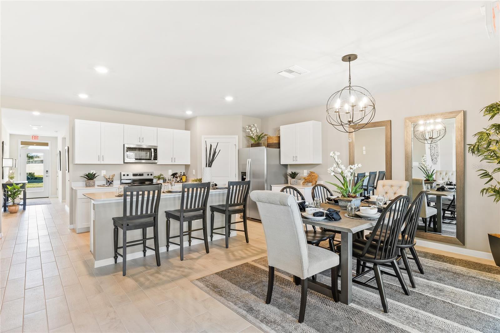 CORAL LAKES - CORAL CREEK - Residential