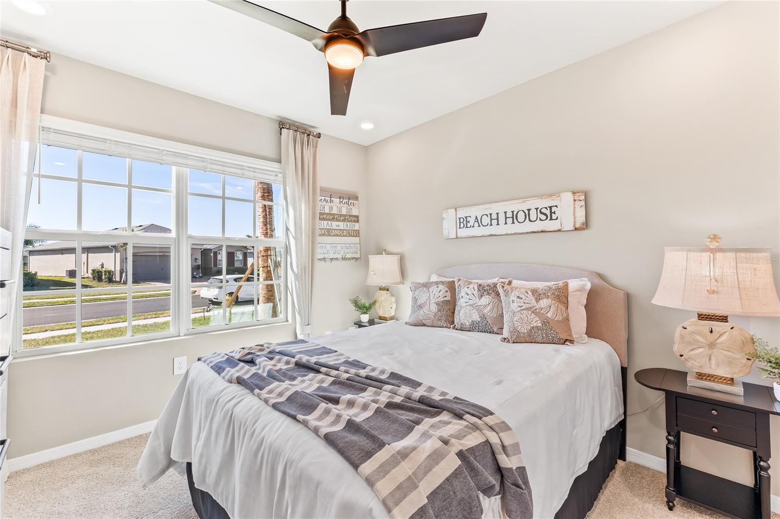 CORAL LAKES - CORAL CREEK - Residential