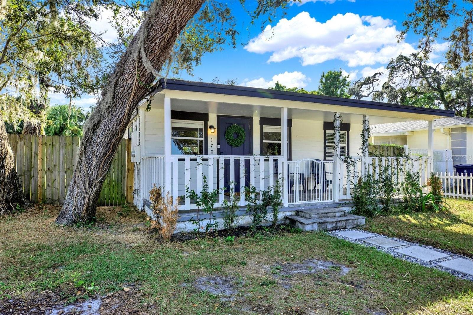 HODGES SHADY GROVE - Residential