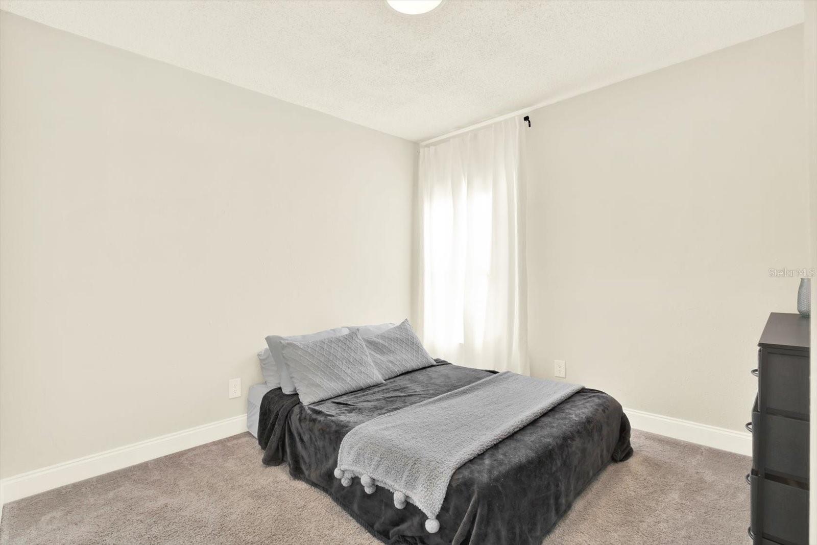 HODGES SHADY GROVE - Residential