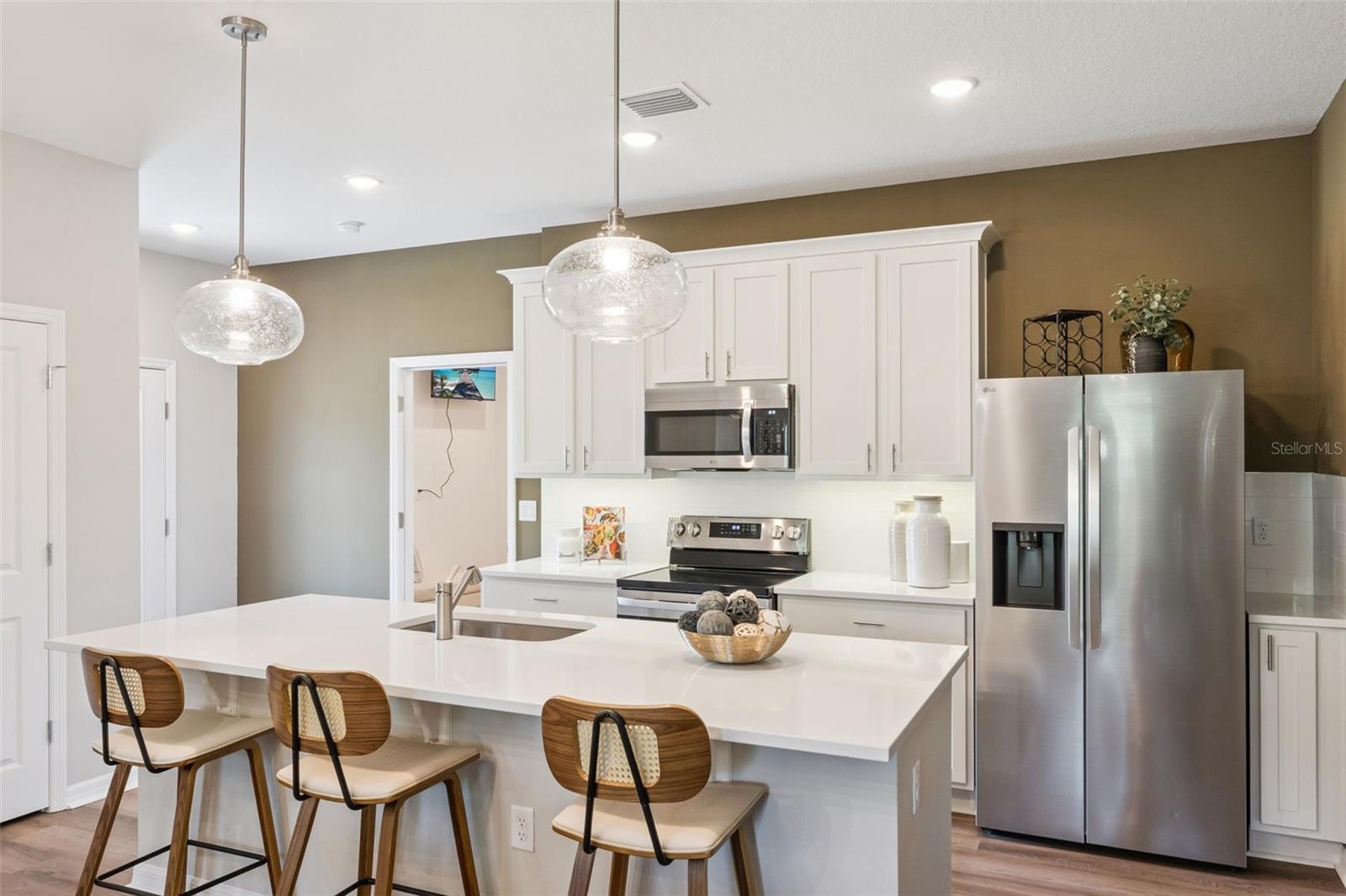 CONNORS COVE - Residential